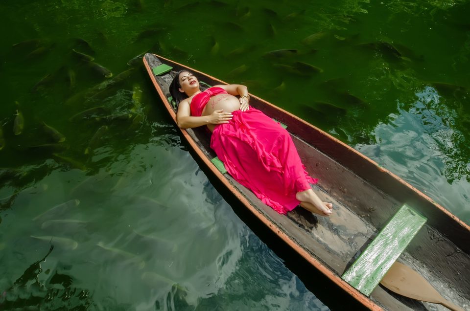 Sangela - Um lindo passeio de barco em sua gestação... 